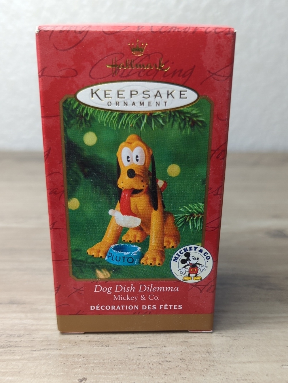 Disney Mickey & Co. "Dog Dish Dilemma" Pluto Hallmark Keepsake Ornament (2000)